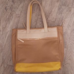 Lovely three toned Issac Mizrahi oversized bag